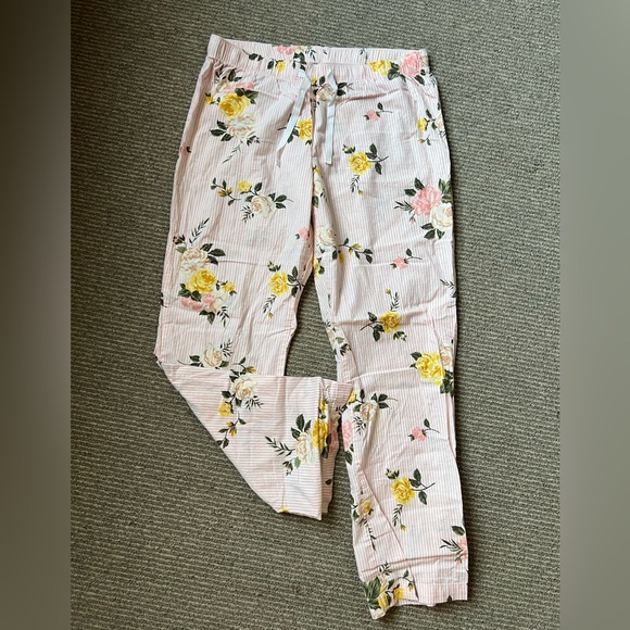 Old Navy Other - *3/$10* Pink White Yellow Floral Pajama Pants
